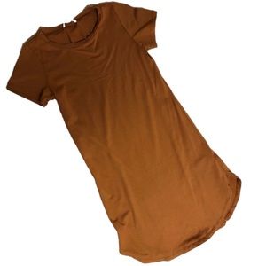 𝕋𝕦𝕟𝕚𝕔 𝔻𝕣𝕖𝕤𝕤